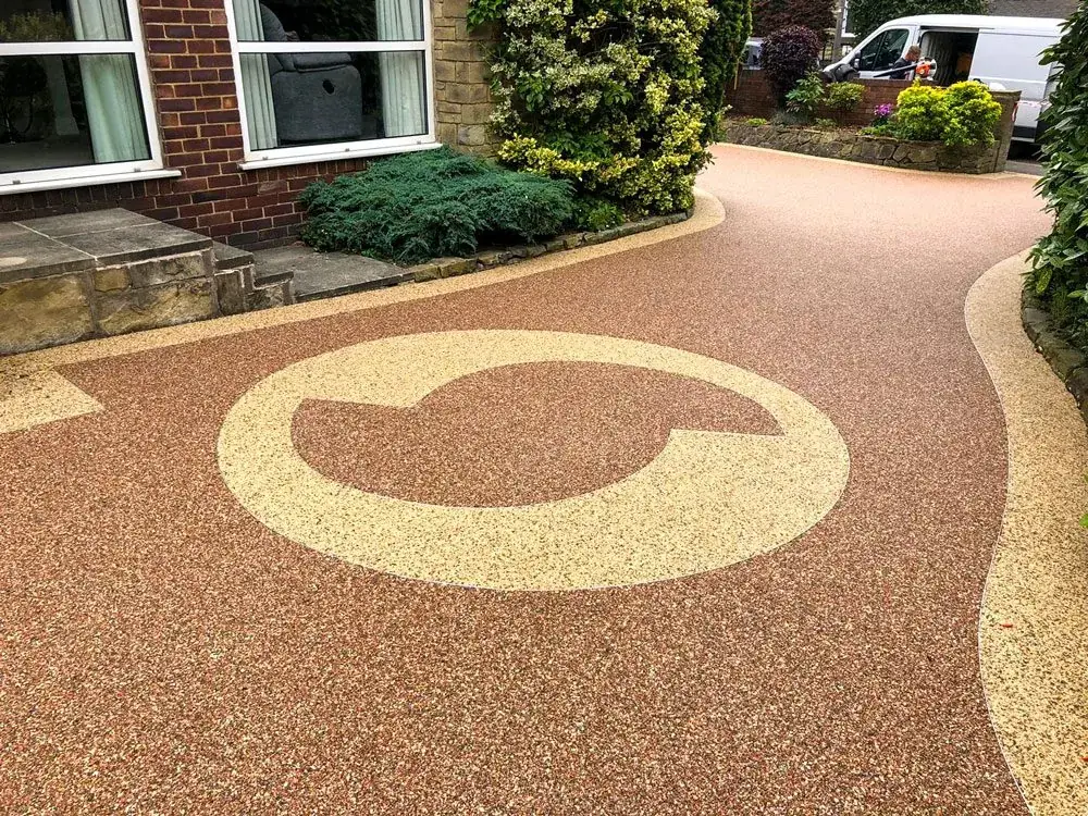 Resin driveway with circle inlay, Carlisle